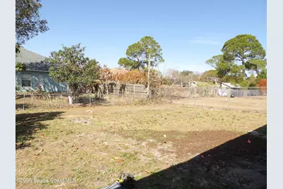 1006 Locust Avenue NW, Palm Bay, FL 32907 - Photo 31