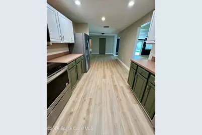 563 Karney Avenue NE, Palm Bay, FL 32907 - Photo 5