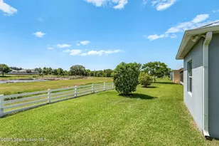 3720 Alamanda Key Dr, Melbourne, FL 32901 - Photo 35
