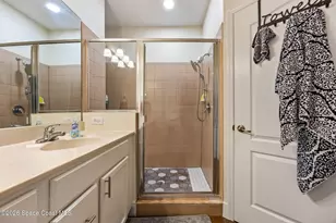 1020 Venetian Dr, Melbourne, FL 32904 - Photo 23