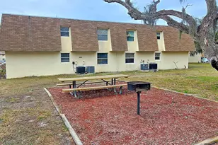 3135 Shady Dell Ln, Melbourne, FL 32935 - Photo 11