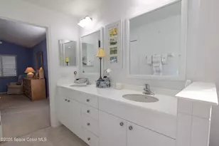 1041 Indian Oaks Dr, Melbourne, FL 32901 - Photo 11