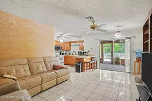 607 Dundee Cir, West Melbourne, FL 32904 - Photo 7