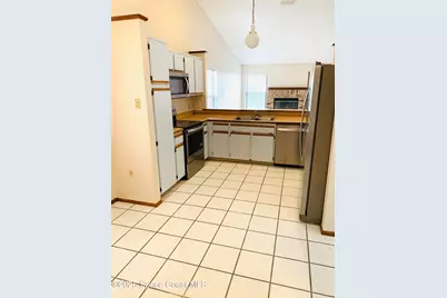 1524 Clover Circle, Melbourne, FL 32935 - Photo 3