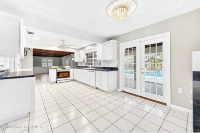 250 Sheridan Avenue, Satellite Beach, FL 32937 - Photo 9