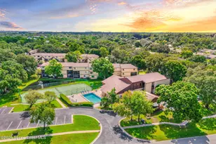 7815 Maplewood Dr, Melbourne, FL 32904 - Photo 1