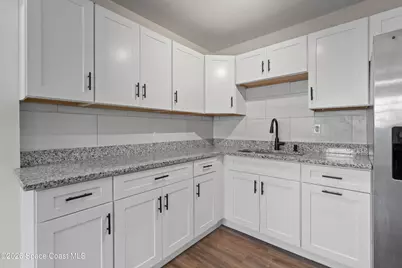 4037 Edward Street, Melbourne, FL 32901 - Photo 9