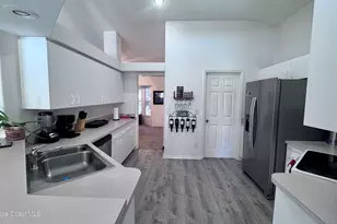 615 Sheridan Woods Dr, Melbourne, FL 32904 - Photo 7