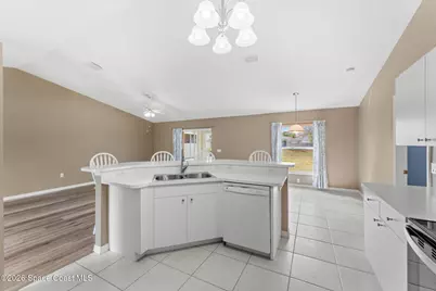 2104 Santa Lucia Circle, Melbourne, FL 32935 - Photo 7