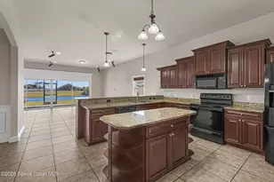 3711 Brantley Cir, Rockledge, FL 32955 - Photo 5