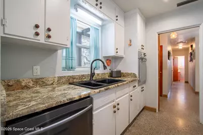 2 Holiday Lane S, Titusville, FL 32796 - Photo 7