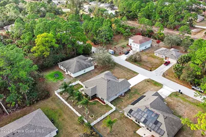 442 La Coco Street SW, Palm Bay, FL 32908 - Photo 27