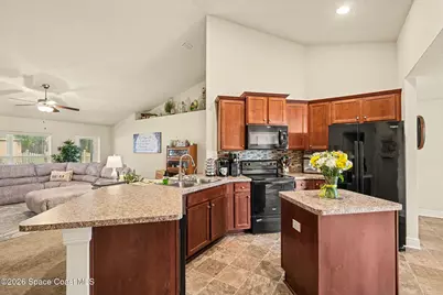 442 La Coco Street SW, Palm Bay, FL 32908 - Photo 9