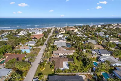 219 Fifth Avenue, Melbourne Beach, FL 32951 - Photo 9