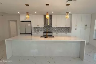 259 Benchor Rd NW, Melbourne, FL 32907 - Photo 5