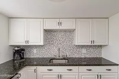 131 Del Mar Street, Indialantic, FL 32903 - Photo 7