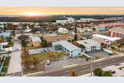 888 S Atlantic Avenue, Cocoa Beach, FL 32931 - Photo 5