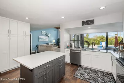 1345 Leslie Drive, Merritt Island, FL 32952 - Photo 9