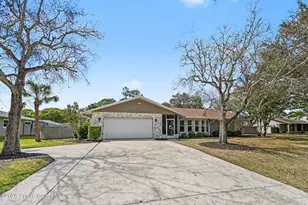 742 Penguin Ave NE, Palm Bay, FL 32907 - Photo 5