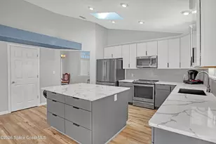 3337 Meadowridge Dr, Melbourne, FL 32901 - Photo 15