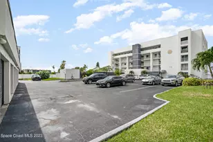 190 Seminole Ln, Cocoa Beach, FL 32931 - Photo 17