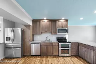 308 Patrick Cir, Melbourne, FL 32901 - Photo 7