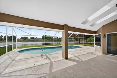 306 Lake Victoria Circle, Melbourne, FL 32940 - Photo 33