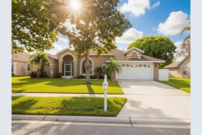 306 Lake Victoria Circle, Melbourne, FL 32940 - Photo 1