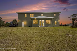 5570 Sanctuary Ave, Grant-Valkaria, FL 32949 - Photo 25