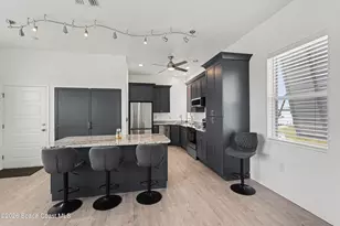 5570 Sanctuary Ave, Grant-Valkaria, FL 32949 - Photo 19