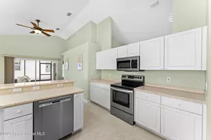 689 Danville Cir, Melbourne, FL 32904 - Photo 7