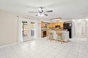 395 Hawthorne Ln NE, Palm Bay, FL 32907 - Photo 19