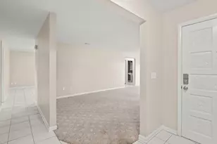 395 Hawthorne Ln NE, Palm Bay, FL 32907 - Photo 23