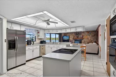 2530 Sykes Creek Drive, Merritt Island, FL 32953 - Photo 15