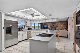 2530 Sykes Creek Dr, Merritt Island, FL 32953 - Photo 15