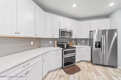 800 Lyons Circle NW, Palm Bay, FL 32907 - Photo 11