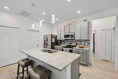 2851 Dietrich Avenue SE, Palm Bay, FL 32909 - Photo 11