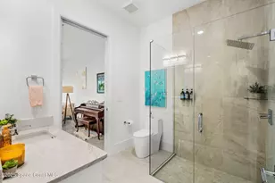 1807 Riverview Dr, Melbourne, FL 32901 - Photo 57