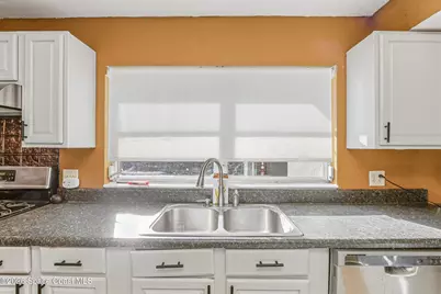 110 Lagoon Avenue, Melbourne, FL 32901 - Photo 15