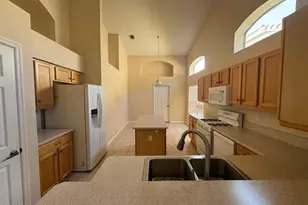 369 Renaissance Ave, Melbourne, FL 32940 - Photo 3