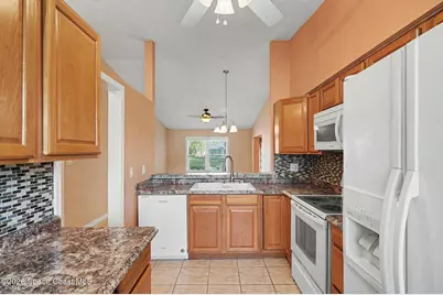 931 Barbados Avenue, Melbourne, FL 32901 - Photo 7