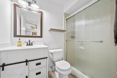 4121 Bayberry Drive, Melbourne, FL 32901 - Photo 15