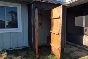 142 Tudor Rd SW, Palm Bay, FL 32908 - Photo 15