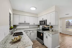 1014 Illinois Rd, Port Saint John, FL 32927 - Photo 7