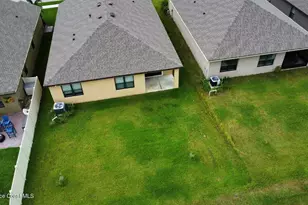 2073 Farmhouse Rd SE, Palm Bay, FL 32909 - Photo 5