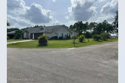 1096 Alpine Avenue NW, Palm Bay, FL 32907 - Photo 7