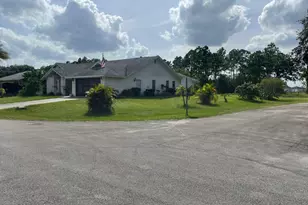 1096 Alpine Ave NW, Palm Bay, FL 32907 - Photo 7