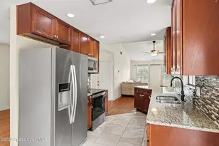 408 Crystal Mist Rd NW, Palm Bay, FL 32907 - Photo 5