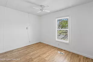 922 Bougainvillea Cir, Barefoot Bay, FL 32976 - Photo 15