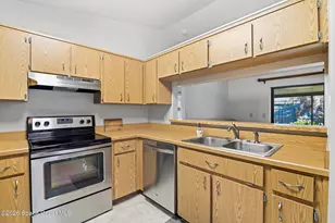 914 Yorktowne Dr, Rockledge, FL 32955 - Photo 9